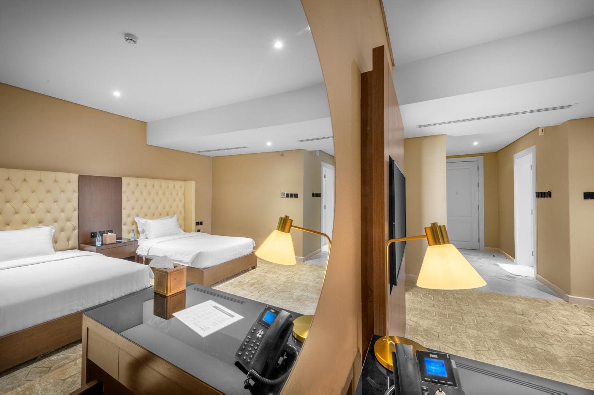 Suknai Royal Hotel Ha'il Bagian luar foto