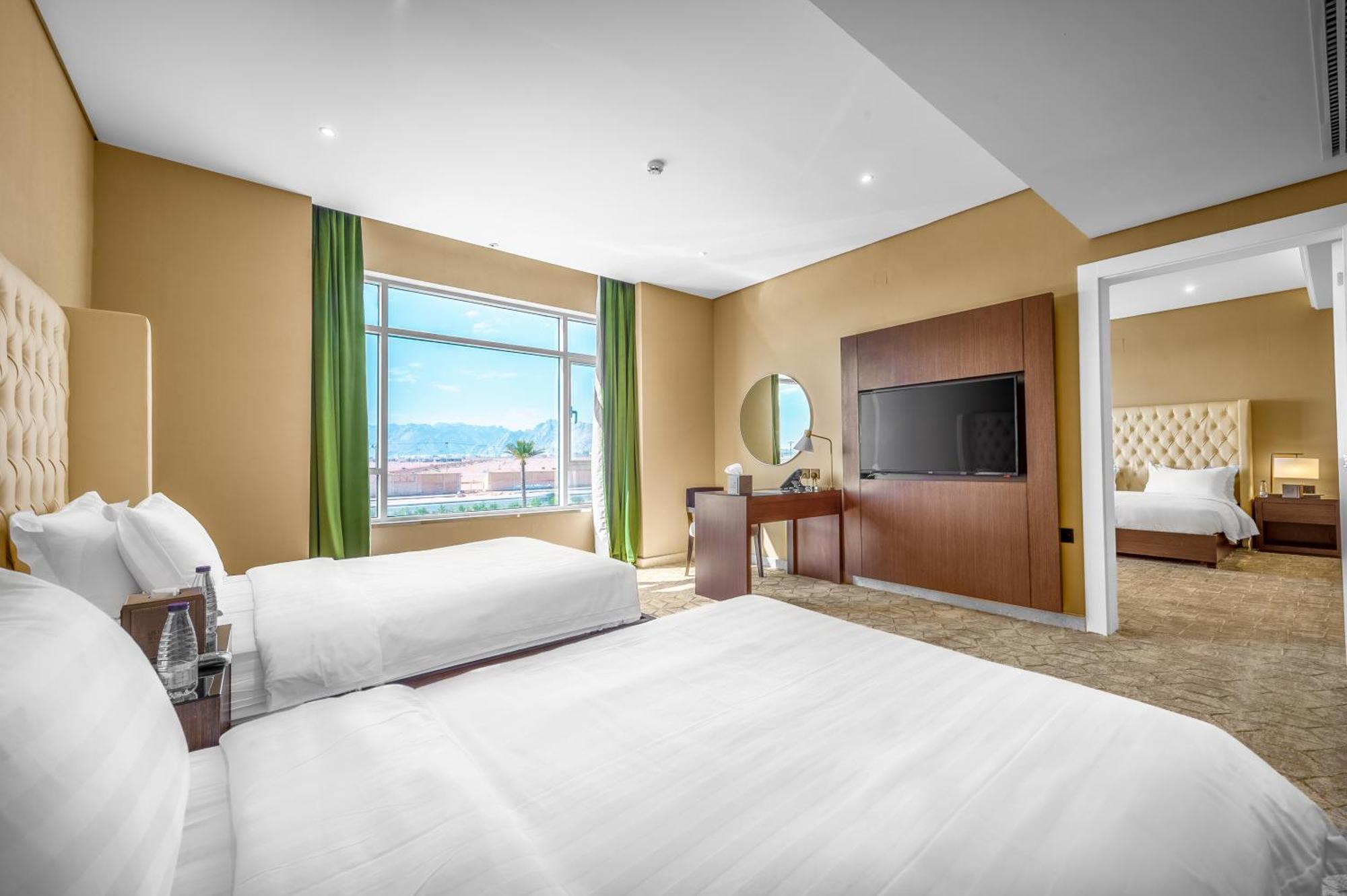 Suknai Royal Hotel Ha'il Bagian luar foto