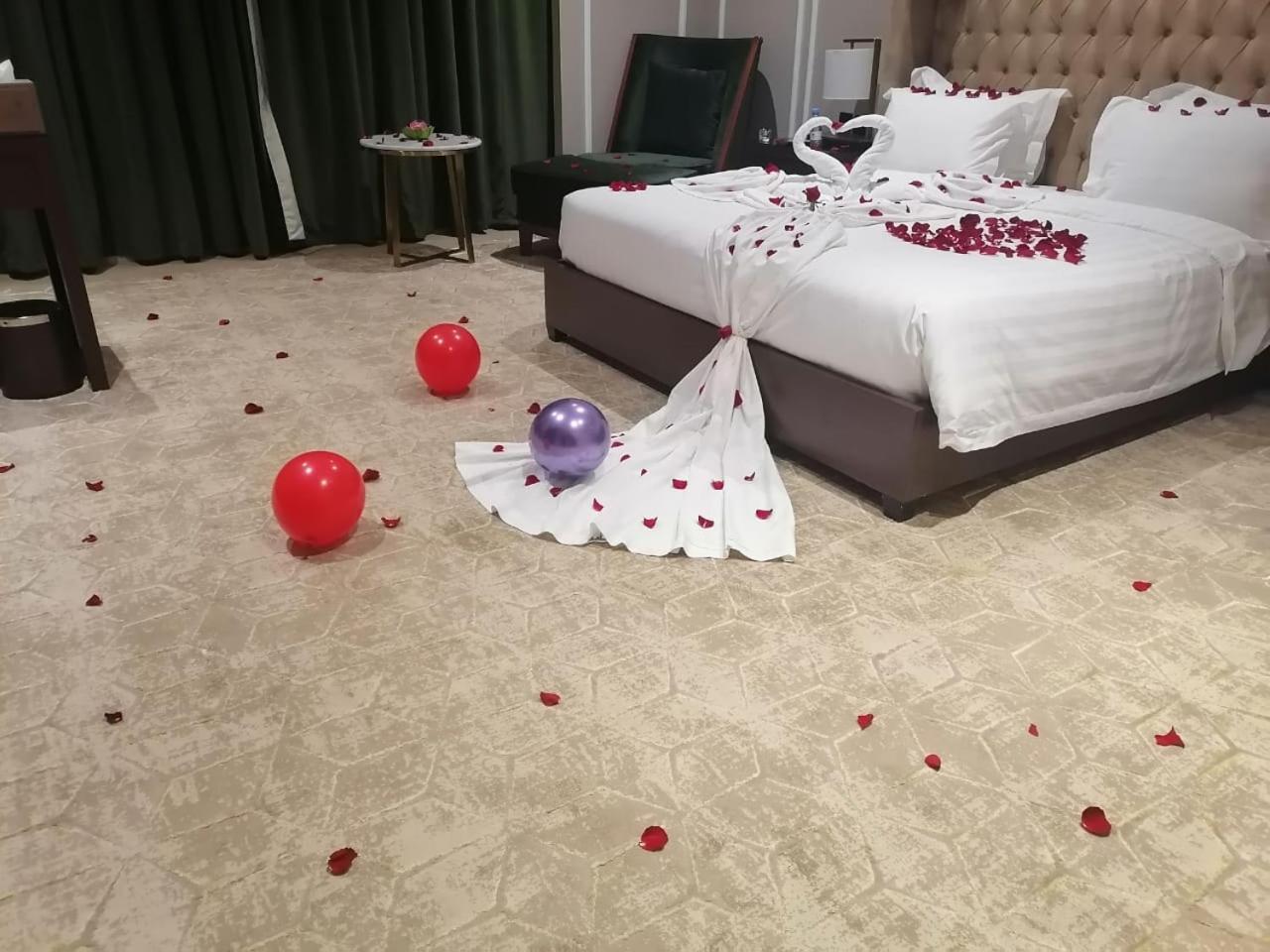 Suknai Royal Hotel Ha'il Bagian luar foto