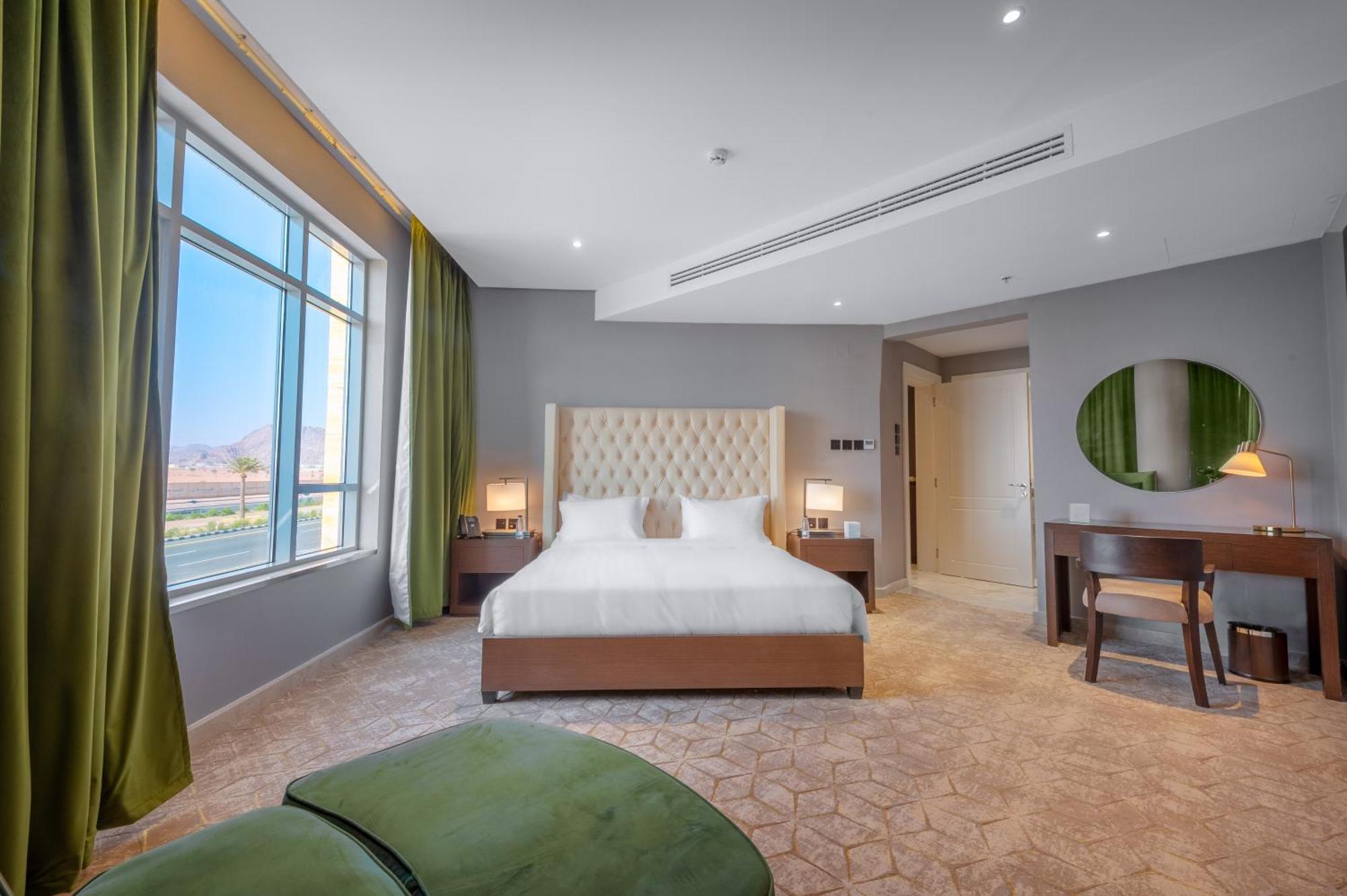 Suknai Royal Hotel Ha'il Bagian luar foto